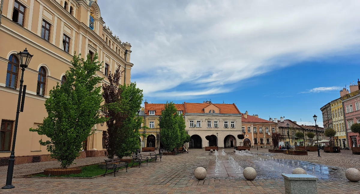 W Jarosławiu trwają poszukiwania najlepszego kandydata na Miejskiego Konserwatora Zabytków. Zgłosiło się trzech chętnych. Zakończenie procedury w tym obszarze ma nastąpić 12 czerwca./ FOT. UM Jarosław