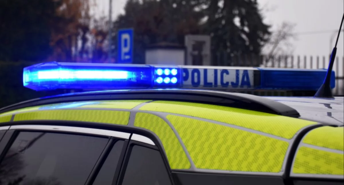 Policja apeluje, by zwracać szczególną uwagę na seniorów, którzy ze względu na wiek i warunki atmosferyczne mogą potrzebować pomocy. / FOT. archiwum policji