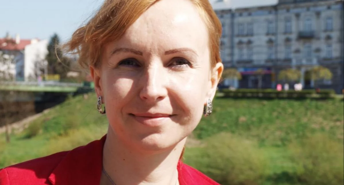 Dyrektorem Zespołu Szkolno-Przedszkolnego nr 1, powstałego z połączenia Szkoły Podstawowej nr 4 (ul. św. Jana 10) z Przedszkolem Miejskim nr 3 (ul. Barska 10), została Agnieszka Kowaliw. Fot. Mariusz Godos