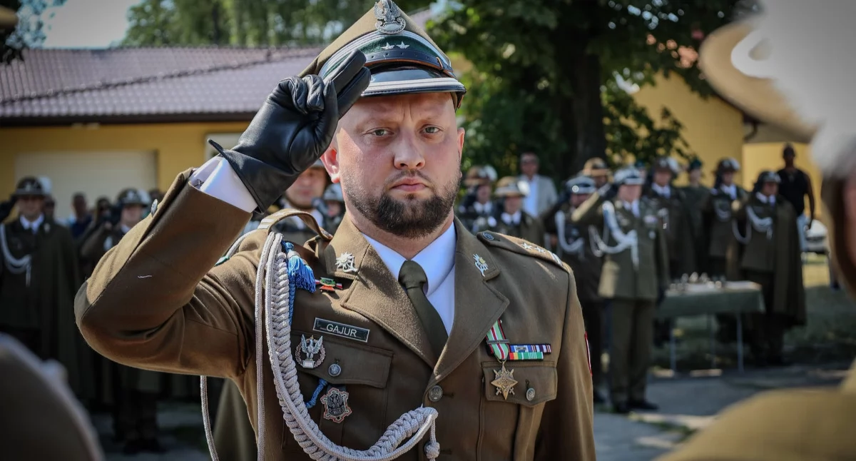 Nowy szef jarosławskich artylerzystów ppłk Dominik Gajur. Fot. UM Jarosław