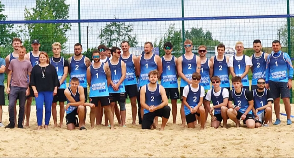 4 lipca br. na boiskach tamtejszego centrum rekreacyjno-edukacyjnego odbył się pierwszy turniej z cyklu BeachVolley Podkarpacie organizowany przez Towarzystwo Kulturalno-Sportowe „Żagiel”. Fot. zbiory własne