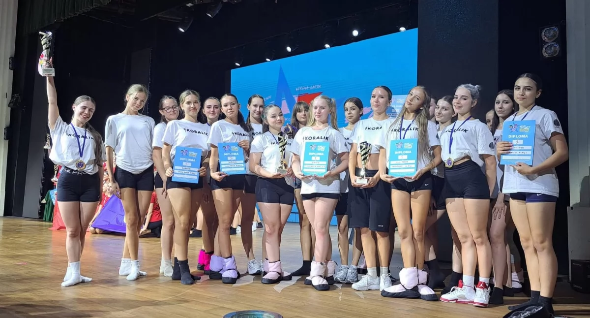 Wyjątkową okazję poznania atmosfery Włoskiego festiwalu tanecznego miały niedawno dziewczęta tworzące przemyski „Koralik”. Przywiozły z niego wspaniałe trofea i piękne wakacyjne wspomnienia./ FOT. Zespół Taneczny Koralik