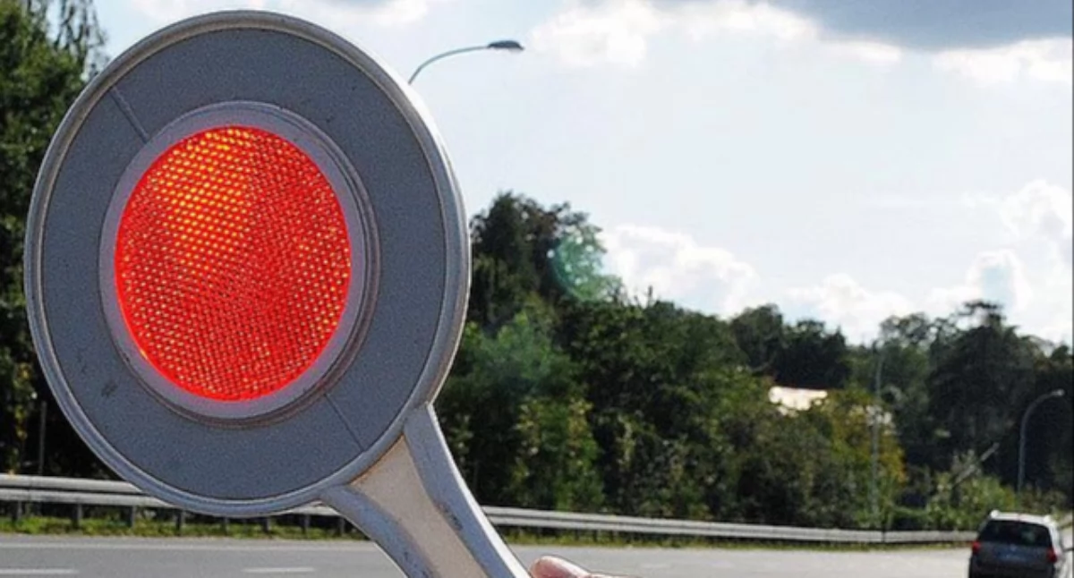 Przeworska policja apeluje o zwracanie uwagi w dniu imprezy na tymczasowe oznakowania oraz bezwzględne stosowanie się do poleceń policjantów kierujących ruchem./ FOT. archiwum ŻP