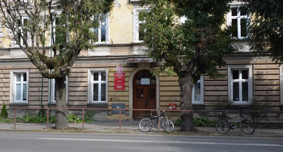 Prawie 3 mln zł zabezpieczyli w budżecie przemyscy radni na modernizację budynku Centrum Kształcenia Zawodowego i Ustawicznego nr 1 przy ulicy Dworskiego 99 w Przemyślu. Fot. zbiory własne