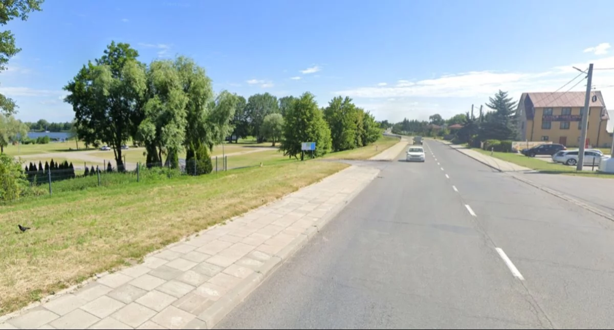 GDDKiA pochyliła się nad problemem bezpieczeństwa na Budowlanych. Przejścia dla pieszych wprawdzie nie będzie, ale pojawią się zmiany organizacji ruchu./ FOT. Google Maps