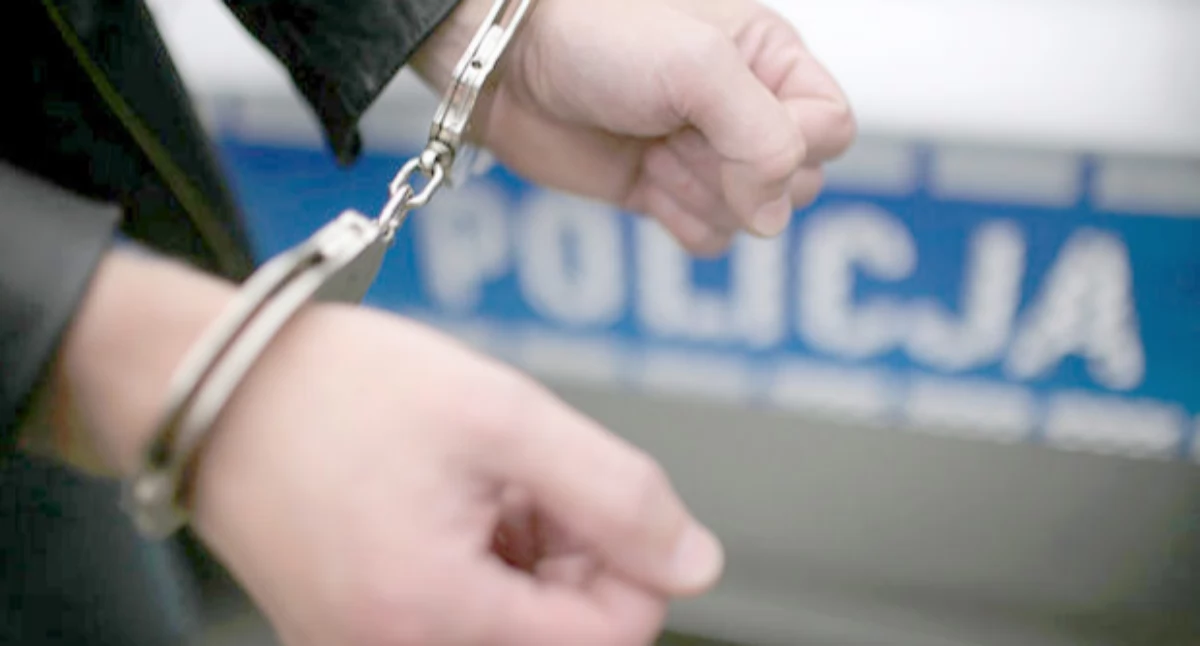 Policja zatrzymała agresora jeszcze tego samego dnia, w którym doszło do pobicia. Badanie alkomatem wykazało, że miał ponad 2,5 promila alkoholu w organizmie./ FOT. zarchiwum KMP Przemyśl