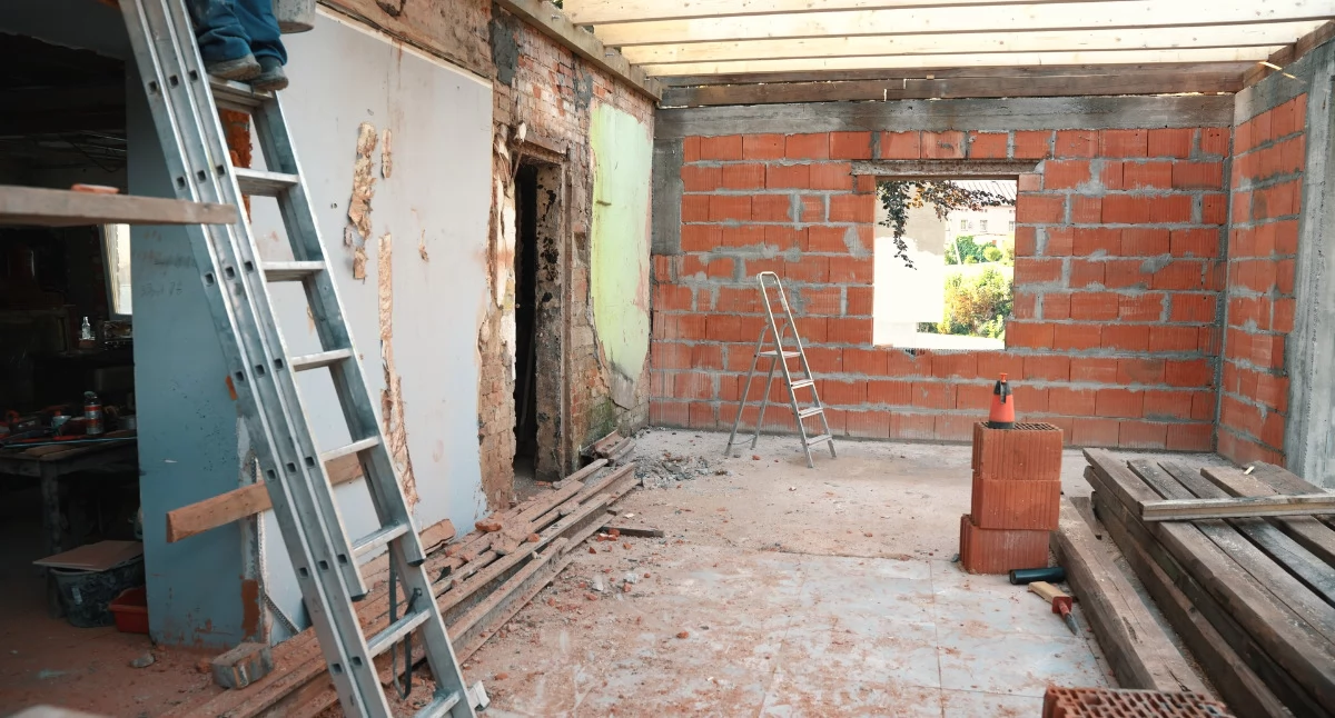 Przez dwa lata Caritas w Polsce przekazała na pomoc powodzianom 72 mln zł..Fot. Caritas