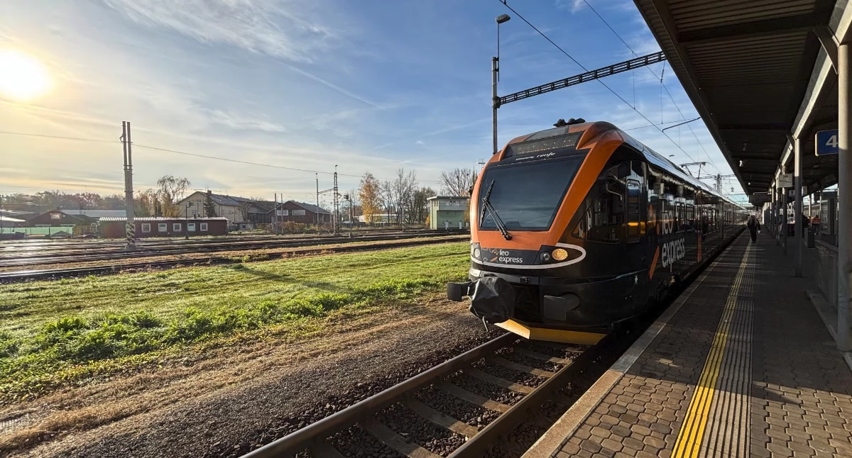 Leo Express zdecydował o zawieszeniu połączenia kolejowego na trasie Przemyśl – Praga – Frankfurt, powołując się na trudności z utrzymaniem spójnego rozkładu jazdy. / FOT. Leo Express