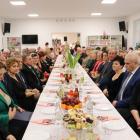 FOT. UG Tryńcza
Seniorów zaproszono do wspólnego stołu, który uginał się od pyszności.