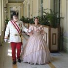 Cesarz Franciszek Józef z małżonką Sisi na przemyskim dworcu.