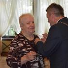 Małżonków w dowód społecznego uznania dla trwałości związków udekorowano medalami „Za...