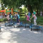 Zajęcia fit&jump na trampolinach poprowadzili instruktorzy z siłowni Bella Fit w...