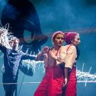 Magdalena Pamuła mieszka i pracuje w Warszawie, jest aktorką stołecznego Teatru Lalka....