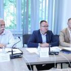 Radny Zdzisław Doskocz dopytywał na sesji o poradnię K. dla kobiet i  o to, czy...