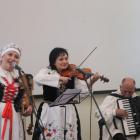Dla melomanów przygotowano koncert „Muzyka narodów” w wykonaniu Trio Rodzinnego.