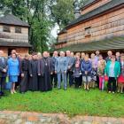 Dzwony poświęcili: proboszcz parafii greckokatolickiej w Lubaczowie ks. Jan Tarapacki,...