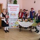 – Bo my jesteśmy tacy właśnie, – do tańca i do różańca – mówi pani sołtys Nowosiółek...