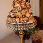 Croquembouche  - francuski „tort” weselny. / FOT. U. Gielo
