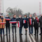 Oficjalne, uroczyste przecięcie wstęgi. 