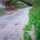 Po deszczu ul. Kruhel Wielki przypomina  pobojowisko.
