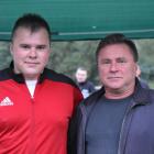 Akcję wsparł klub sportowy Artmax Pikulice. Na zdjęciu Henryk Komarnicki z synem Pawłem...