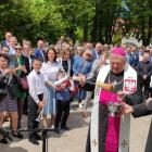 Katolickie Mikołajkowe Przedszkole im. św. Jana Pawła II uroczyście poświęcono 13 maja.