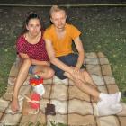 Ewelina i Mateusz na seans filmowy przynieśli koc. Zgodnie stwierdzili, że w...