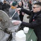 Pomiędzy atrakcjami można było skorzystać z kuchni polowej.