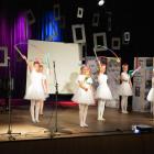 W Miejskim Domu Kultury w Lubaczowie uczniowie SP nr 1 zaprezentowali swoje talenty...