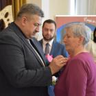 Jubilatom złożono najserdeczniejsze gratulacje, życząc, by łączące ich uczucie było...