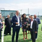 Po obiektach zaproszonych gości oprowadził właściciel szkoły Maciej Makarowki (w...