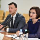 Sprawozdanie z działalności międzysesyjnej włodarza Sieniawy A. Wosia przedstawił jego...