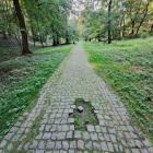 Park Zamkowy im. Mariana Strońskiego w Przemyślu był uważany za jeden z...