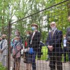 Zgodnie z obowiązującymi przepisami na teren cmentarza weszło 150 osób. Nie brakowało...
