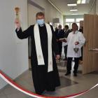 Oficjalnego poświęcenia Centrum Integracji Społecznej w Chałupkach dokonał ks. prał....