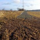 Betonowa droga biegnie niedaleko birczańskiego cmentarza. Mieszkańcy nazwali ją...