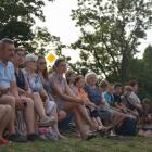 Zgromadzeni mogli wysłuchać popularnych utworów biesiadnych i rozrywkowych.
