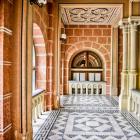 Zabytkowe wnętrza Czerniowieckiego Narodowego Uniwersytetu im. J. Fedkowycza prezentują...