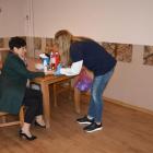 Była okazja do poddania się zabiegowi pielęgnacyjnemu dłoni i nauki prawidłowego doboru...