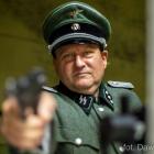Przemyślanin Marek Niedźwiecki  w roli szefa Gestapo w Przemyślu Adolfa Benthina./ FOT....