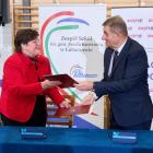 Częścią spotkania było podpisanie umowy o współpracy z Państwową Akademią Nauk...