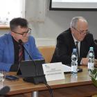 Radny Zbigniew Zwoliński, wytykając niektóre z pozycji uchwały budżetowej, namawiał...
