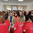 Pracownicy i wolontariusze Caritas jak zawsze niosą konkretną pomoc.