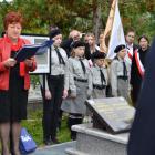 Staraniem członków TPPiR odnowiony został m.in. nagrobek Tadeusza Kruczka znajdujący...