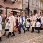 Orszak weselny.