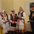 FOT. UG Lubaczów
Nie brakowało muzycznej niespodzianki. Dla jubilatów wystąpił Zespół...