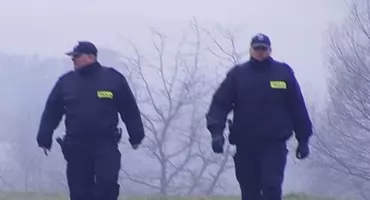 Polis, 84 yaşında bir adamı evinden uzaktayken buldu. Adam, başına gelenleri açıklayamıyordu.