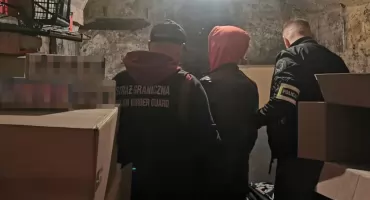 Toplam değeri 120.000 PLN'yi aşan kaçak mal ele geçirildi [FOTOĞRAFLAR]