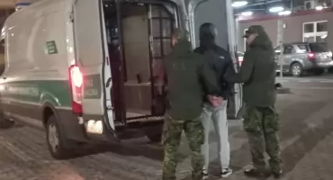 Verlas'tan doğruca Belarus'a. 24 yaşındaki genç, önümüzdeki on iki yıl boyunca Schengen ülkelerine giriş yapamayacak.