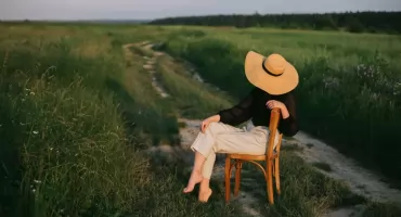 Dlaczego coraz więcej kobiet świadomie zwalnia tempo i zaczyna bardziej dbać o siebie?